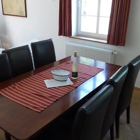 Parterre C West Apartman
